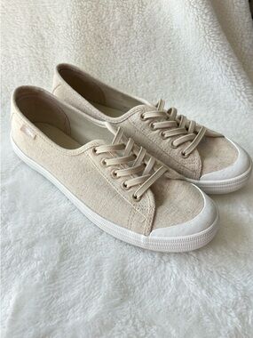 Rocket Dog Neutral Canvas Slip On  Sneakers in Beige